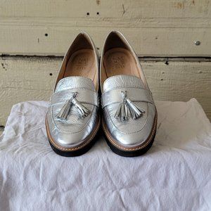 Silver Naturalizer Loafers
